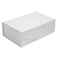 Magnetic Close Gift Box- White